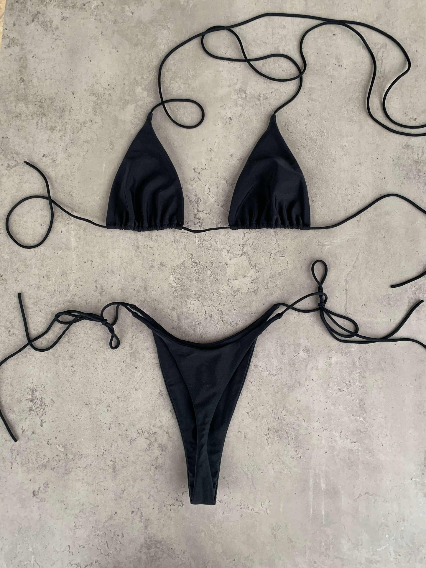 LILY BLACK BOTTOM